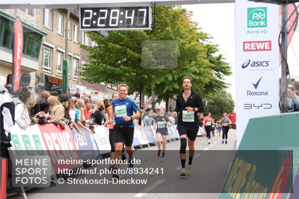 21.09.2025 - PSD Bank Halbmarathon Strokosch-Dieckow http://msf.ph/oto/8934241 21.09.2025 12:28:10 Ziel 1677, 3481, 3507, 3594, 3615 meine-sportfotos.de