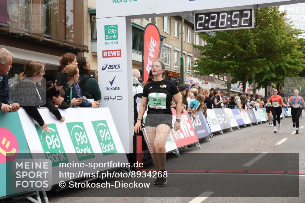 21.09.2025 - PSD Bank Halbmarathon Strokosch-Dieckow http://msf.ph/oto/8934268 21.09.2025 12:28:15 Ziel 1677, 3478, 3481, 3507, 3594, 3600, 3615 meine-sportfotos.de