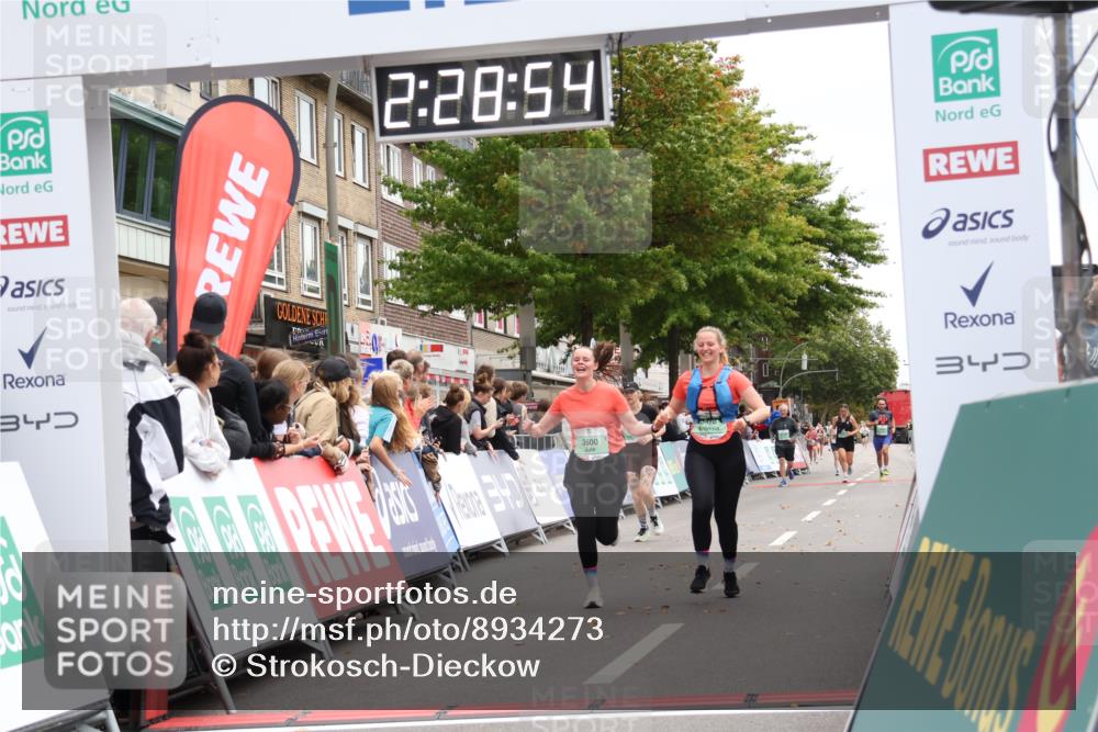 21.09.2025 - PSD Bank Halbmarathon Strokosch-Dieckow http://msf.ph/oto/8934273 21.09.2025 12:28:17 Ziel 1677, 3478, 3481, 3507, 3600, 3615 meine-sportfotos.de