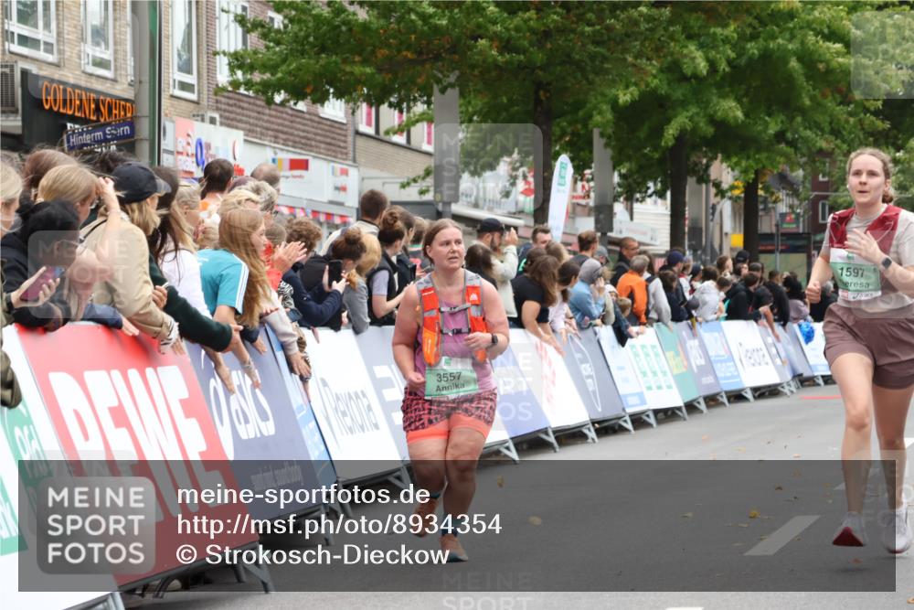 21.09.2025 - PSD Bank Halbmarathon Strokosch-Dieckow http://msf.ph/oto/8934354 21.09.2025 12:28:44 Ziel 1597, 3557 meine-sportfotos.de
