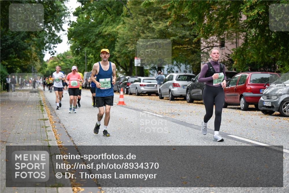 21.09.2025 - PSD Bank Halbmarathon Dr. Thomas Lammeyer http://msf.ph/oto/8934370 21.09.2025 10:56:24 Laufen 3158, 3419, 5882, 4915 meine-sportfotos.de