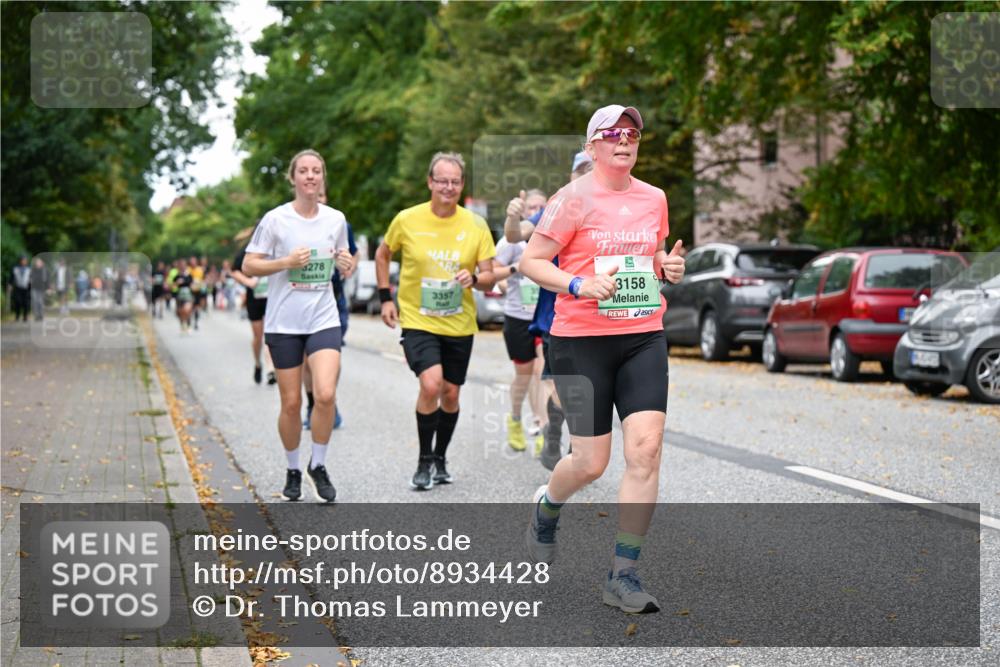 21.09.2025 - PSD Bank Halbmarathon Dr. Thomas Lammeyer http://msf.ph/oto/8934428 21.09.2025 10:56:30 Laufen 3278, 3357, 3158 meine-sportfotos.de