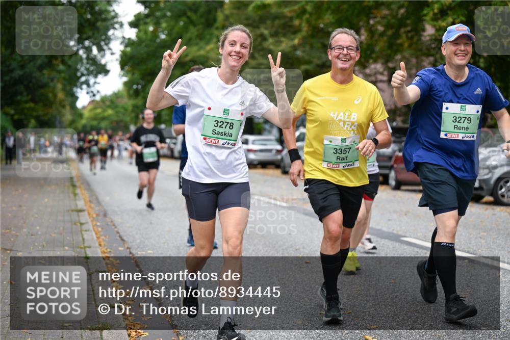 21.09.2025 - PSD Bank Halbmarathon Dr. Thomas Lammeyer http://msf.ph/oto/8934445 21.09.2025 10:56:31 Laufen 3278, 3357, 3279 meine-sportfotos.de