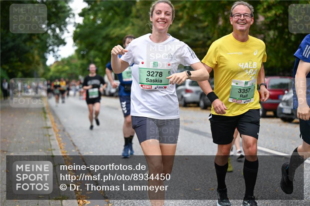 21.09.2025 - PSD Bank Halbmarathon Dr. Thomas Lammeyer http://msf.ph/oto/8934450 21.09.2025 10:56:32 Laufen 3278, 3357 meine-sportfotos.de