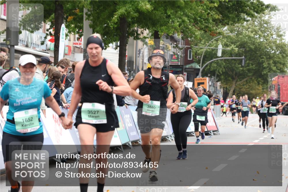 21.09.2025 - PSD Bank Halbmarathon Strokosch-Dieckow http://msf.ph/oto/8934465 21.09.2025 12:29:16 Ziel 1652, 3527, 3633, 3880 meine-sportfotos.de