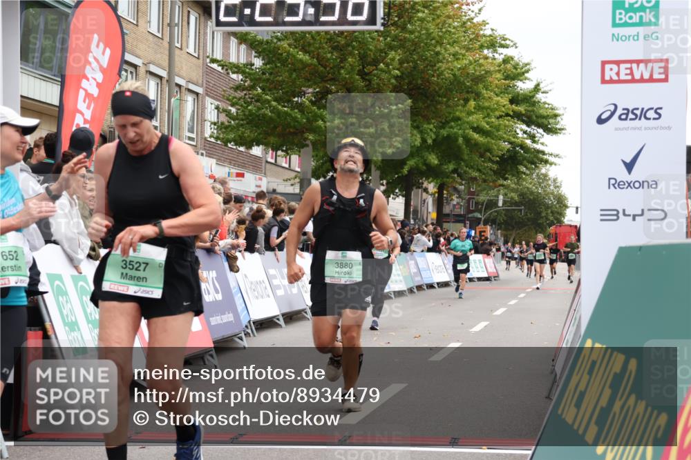 21.09.2025 - PSD Bank Halbmarathon Strokosch-Dieckow http://msf.ph/oto/8934479 21.09.2025 12:29:19 Ziel 1652, 3527, 3633, 3880, 3981 meine-sportfotos.de