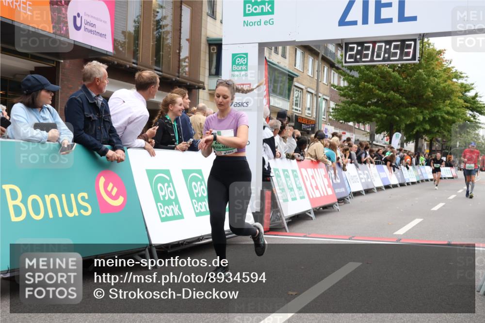 21.09.2025 - PSD Bank Halbmarathon Strokosch-Dieckow http://msf.ph/oto/8934594 21.09.2025 12:30:17 Ziel 1030, 2667, 3287, 3351 meine-sportfotos.de