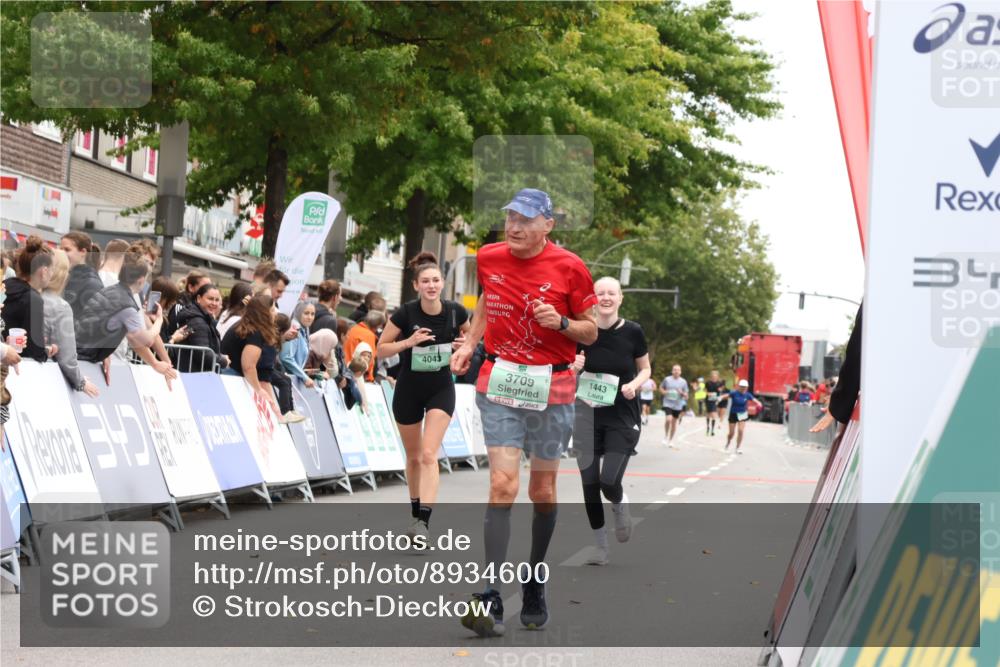 21.09.2025 - PSD Bank Halbmarathon Strokosch-Dieckow http://msf.ph/oto/8934600 21.09.2025 12:30:20 Ziel 1030, 1443, 2667, 3287, 3709, 4043 meine-sportfotos.de