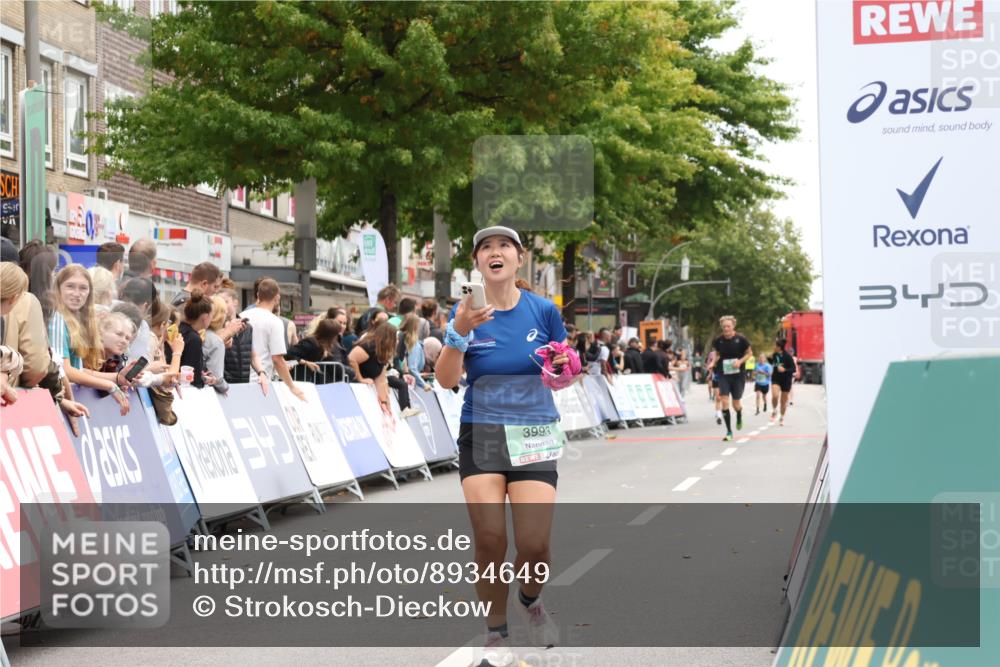 21.09.2025 - PSD Bank Halbmarathon Strokosch-Dieckow http://msf.ph/oto/8934649 21.09.2025 12:30:43 Ziel 2715, 3993 meine-sportfotos.de