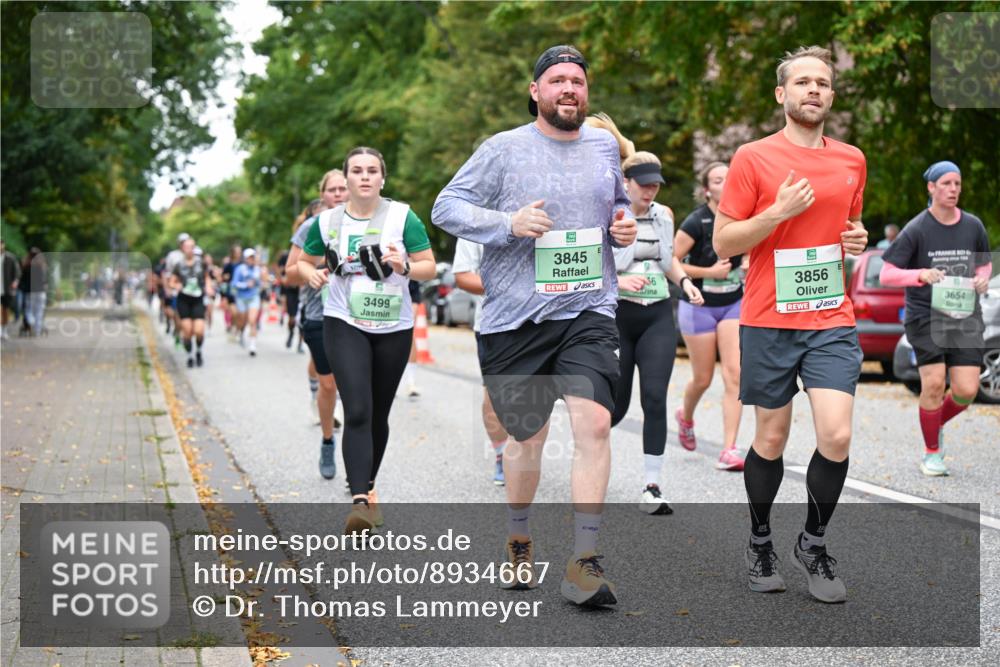21.09.2025 - PSD Bank Halbmarathon Dr. Thomas Lammeyer http://msf.ph/oto/8934667 21.09.2025 10:56:59 Laufen 3845, 6, 3499, 3856, 3654 meine-sportfotos.de