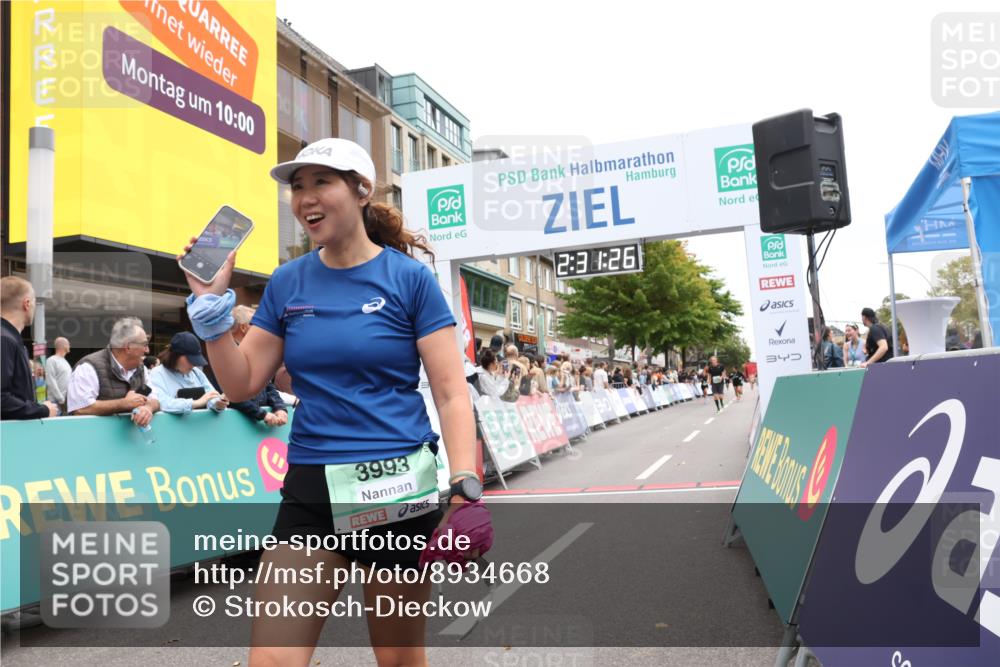 21.09.2025 - PSD Bank Halbmarathon Strokosch-Dieckow http://msf.ph/oto/8934668 21.09.2025 12:30:49 Ziel 3993 meine-sportfotos.de