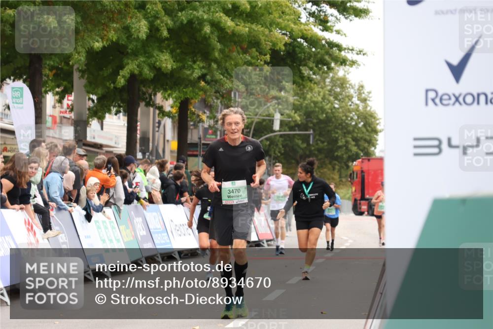 21.09.2025 - PSD Bank Halbmarathon Strokosch-Dieckow http://msf.ph/oto/8934670 21.09.2025 12:30:51 Ziel 3470, 3993 meine-sportfotos.de