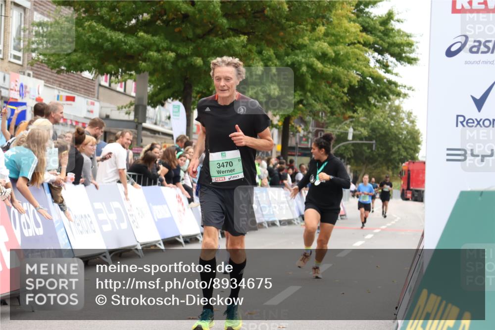 21.09.2025 - PSD Bank Halbmarathon Strokosch-Dieckow http://msf.ph/oto/8934675 21.09.2025 12:30:54 Ziel 3470, 3884 meine-sportfotos.de