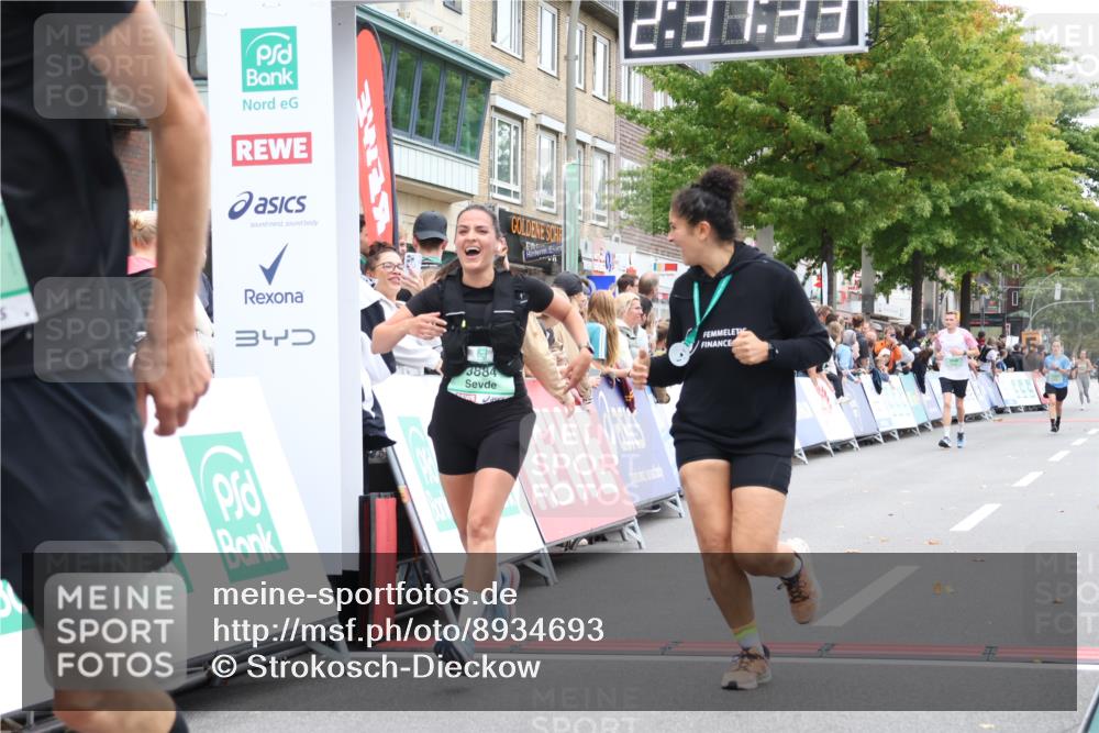 21.09.2025 - PSD Bank Halbmarathon Strokosch-Dieckow http://msf.ph/oto/8934693 21.09.2025 12:30:57 Ziel 3470, 3884 meine-sportfotos.de