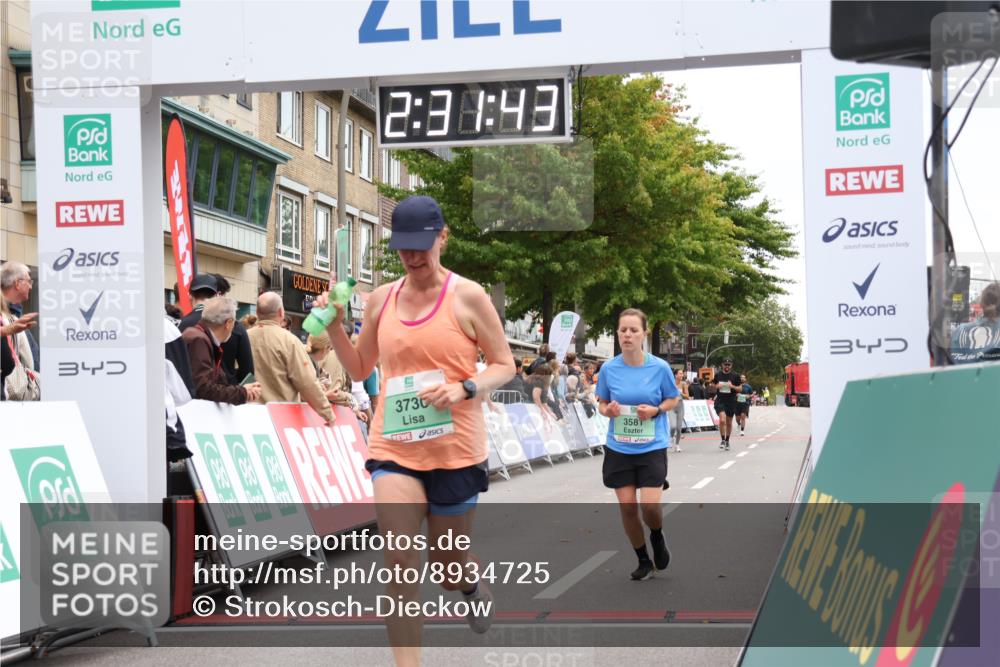 21.09.2025 - PSD Bank Halbmarathon Strokosch-Dieckow http://msf.ph/oto/8934725 21.09.2025 12:31:07 Ziel 2948, 3581, 3730 meine-sportfotos.de