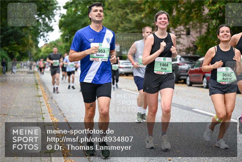 21.09.2025 - PSD Bank Halbmarathon Dr. Thomas Lammeyer http://msf.ph/oto/8934807 21.09.2025 10:57:14 Laufen 953, 1464, 3695 meine-sportfotos.de