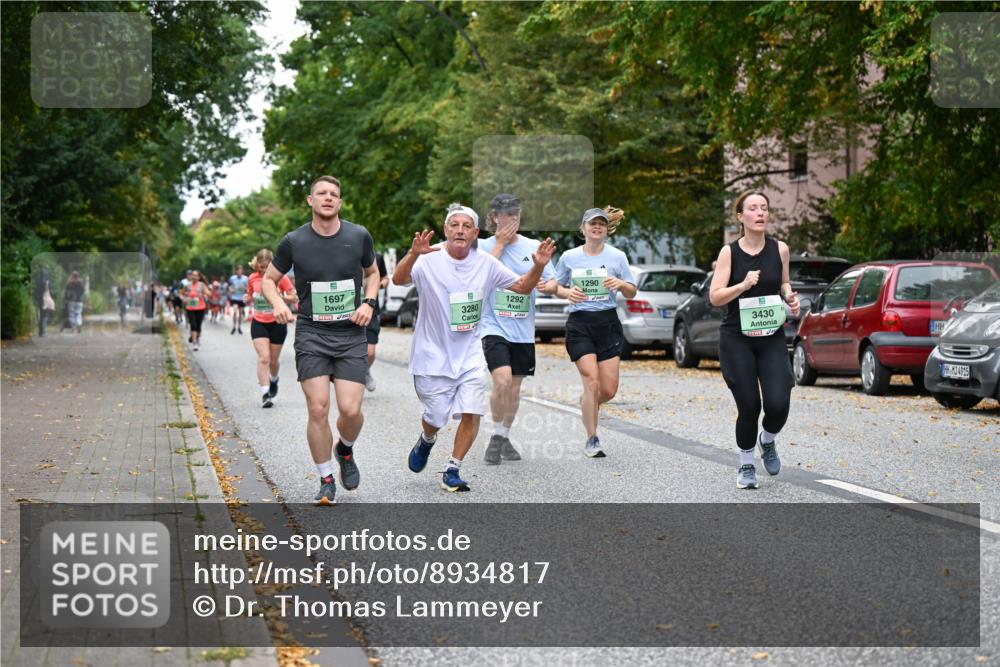 21.09.2025 - PSD Bank Halbmarathon Dr. Thomas Lammeyer http://msf.ph/oto/8934817 21.09.2025 10:57:17 Laufen 1697, 1292, 1290, 3430, 3280, 4915 meine-sportfotos.de
