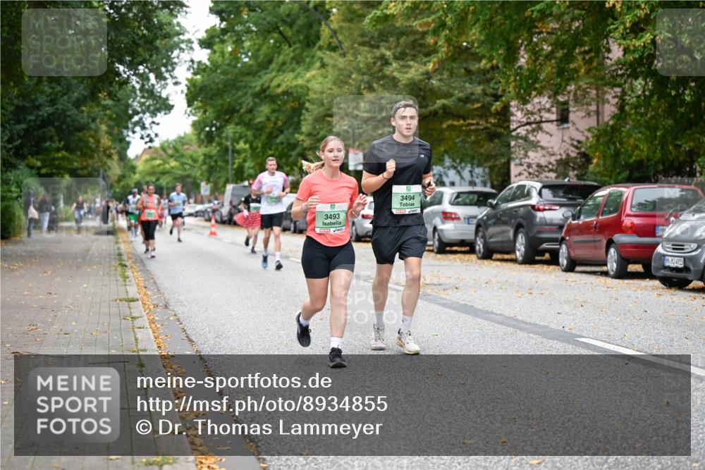 21.09.2025 - PSD Bank Halbmarathon Dr. Thomas Lammeyer http://msf.ph/oto/8934855 21.09.2025 10:57:21 Laufen 3493, 3494, 4915 meine-sportfotos.de