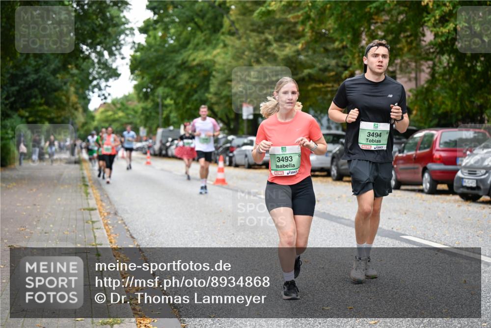 21.09.2025 - PSD Bank Halbmarathon Dr. Thomas Lammeyer http://msf.ph/oto/8934868 21.09.2025 10:57:22 Laufen 3493, 3494 meine-sportfotos.de