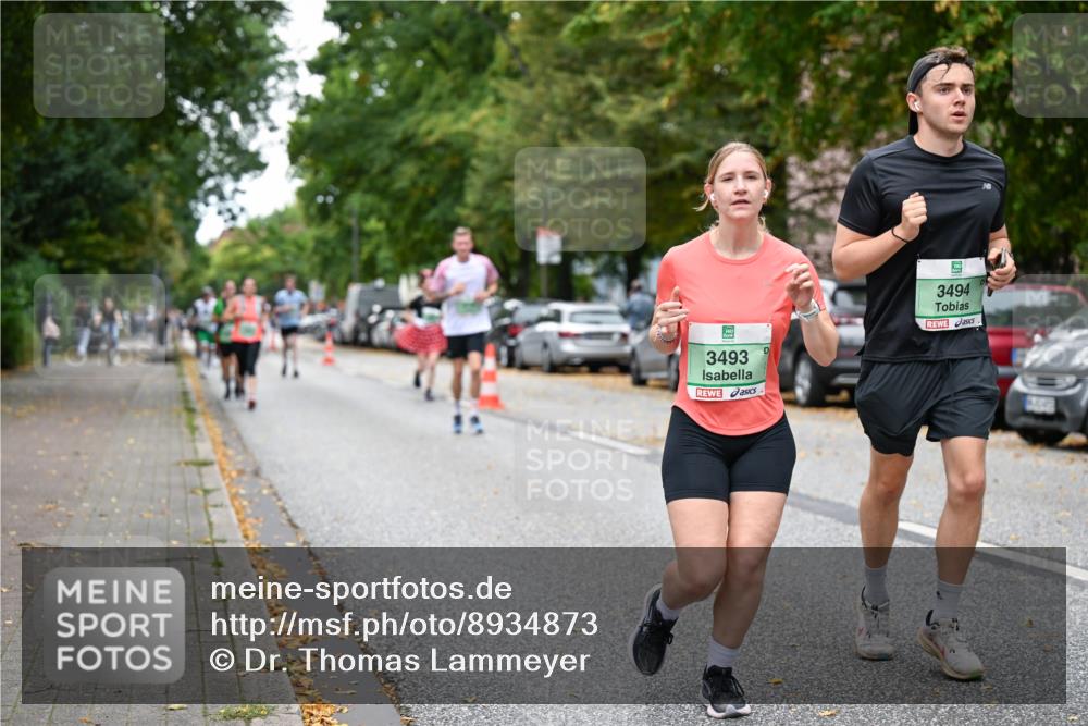 21.09.2025 - PSD Bank Halbmarathon Dr. Thomas Lammeyer http://msf.ph/oto/8934873 21.09.2025 10:57:22 Laufen 3493, 3494 meine-sportfotos.de