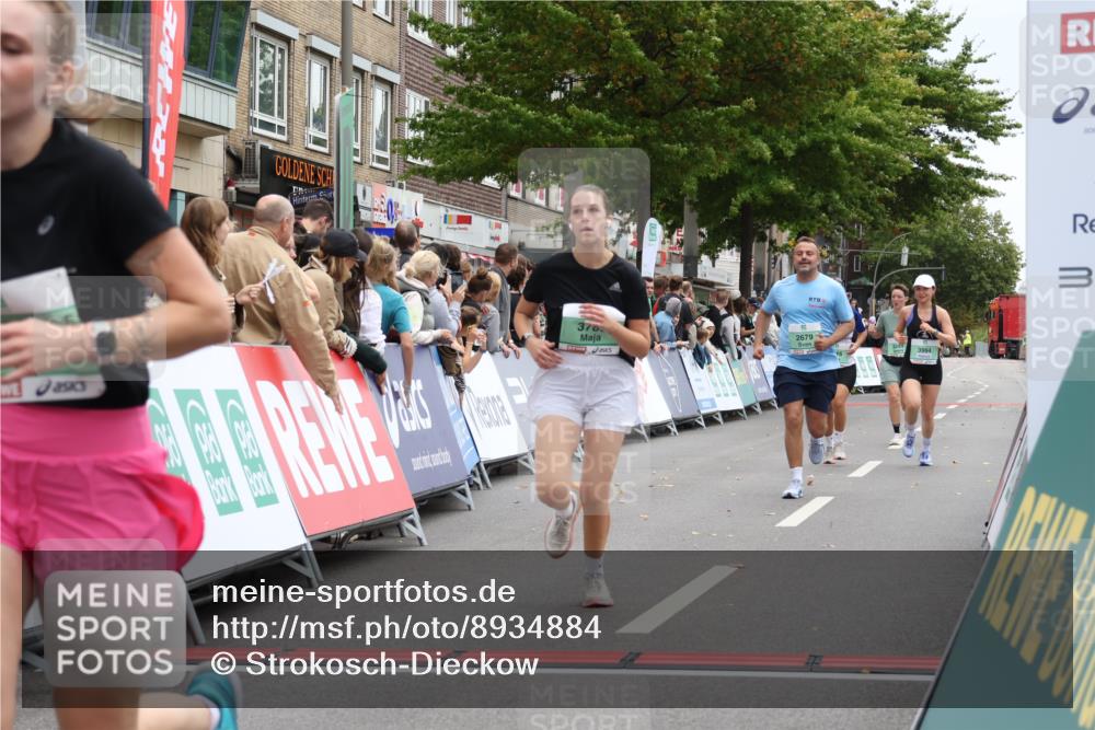 21.09.2025 - PSD Bank Halbmarathon Strokosch-Dieckow http://msf.ph/oto/8934884 21.09.2025 12:32:14 Ziel 1595, 1596, 2679, 3316, 3789, 3994 meine-sportfotos.de