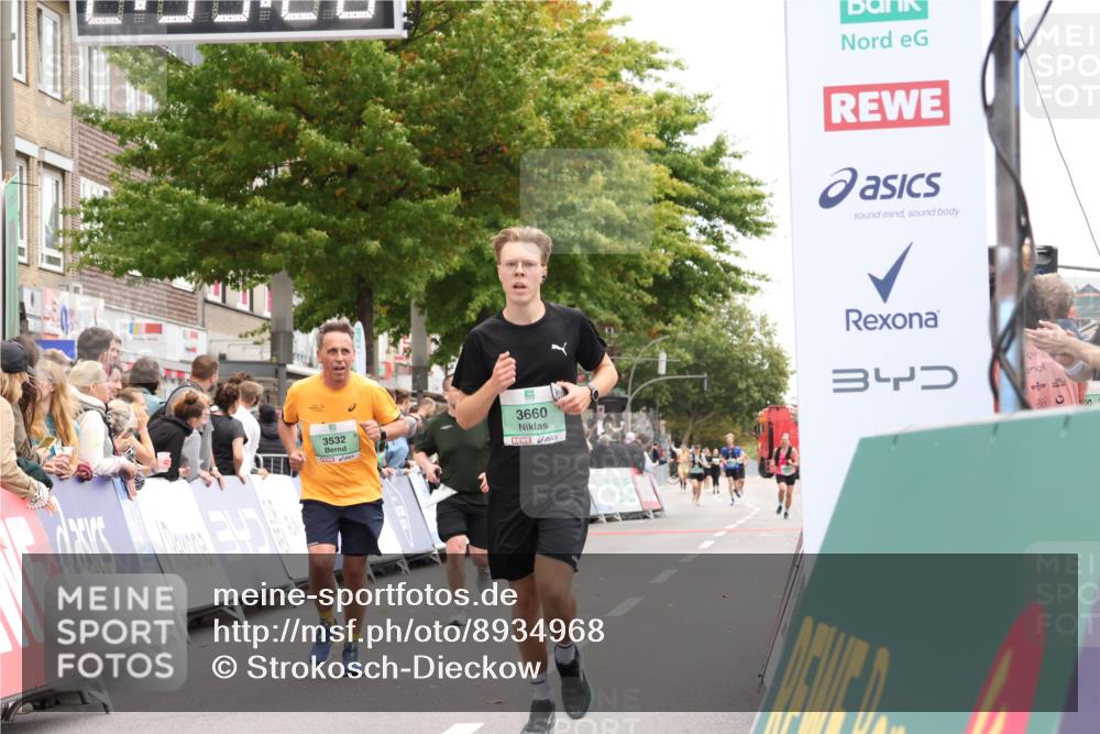 21.09.2025 - PSD Bank Halbmarathon Strokosch-Dieckow http://msf.ph/oto/8934968 21.09.2025 12:32:52 Ziel 3379, 3532, 3660 meine-sportfotos.de