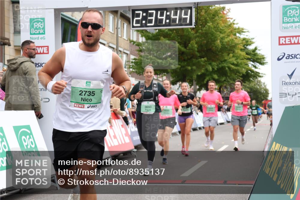 21.09.2025 - PSD Bank Halbmarathon Strokosch-Dieckow http://msf.ph/oto/8935137 21.09.2025 12:34:08 Ziel 1650, 2735, 3509, 3525, 3693, 3697, 3806, 3825 meine-sportfotos.de
