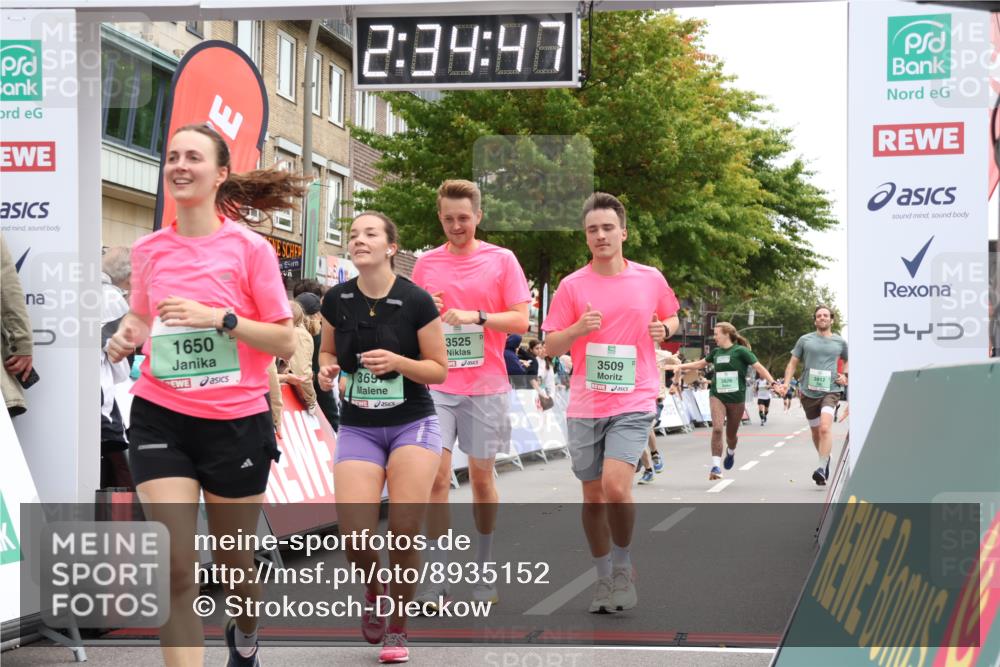 21.09.2025 - PSD Bank Halbmarathon Strokosch-Dieckow http://msf.ph/oto/8935152 21.09.2025 12:34:10 Ziel 1650, 2735, 3509, 3525, 3693, 3697, 3806, 3812, 3825, 3826, 3862 meine-sportfotos.de