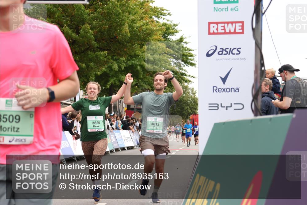 21.09.2025 - PSD Bank Halbmarathon Strokosch-Dieckow http://msf.ph/oto/8935163 21.09.2025 12:34:13 Ziel 1650, 2735, 3509, 3525, 3693, 3697, 3812, 3826, 3862 meine-sportfotos.de