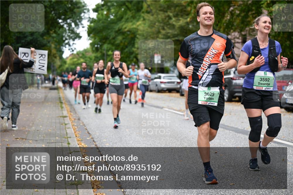 21.09.2025 - PSD Bank Halbmarathon Dr. Thomas Lammeyer http://msf.ph/oto/8935192 21.09.2025 10:58:06 Laufen 3625, 3592 meine-sportfotos.de