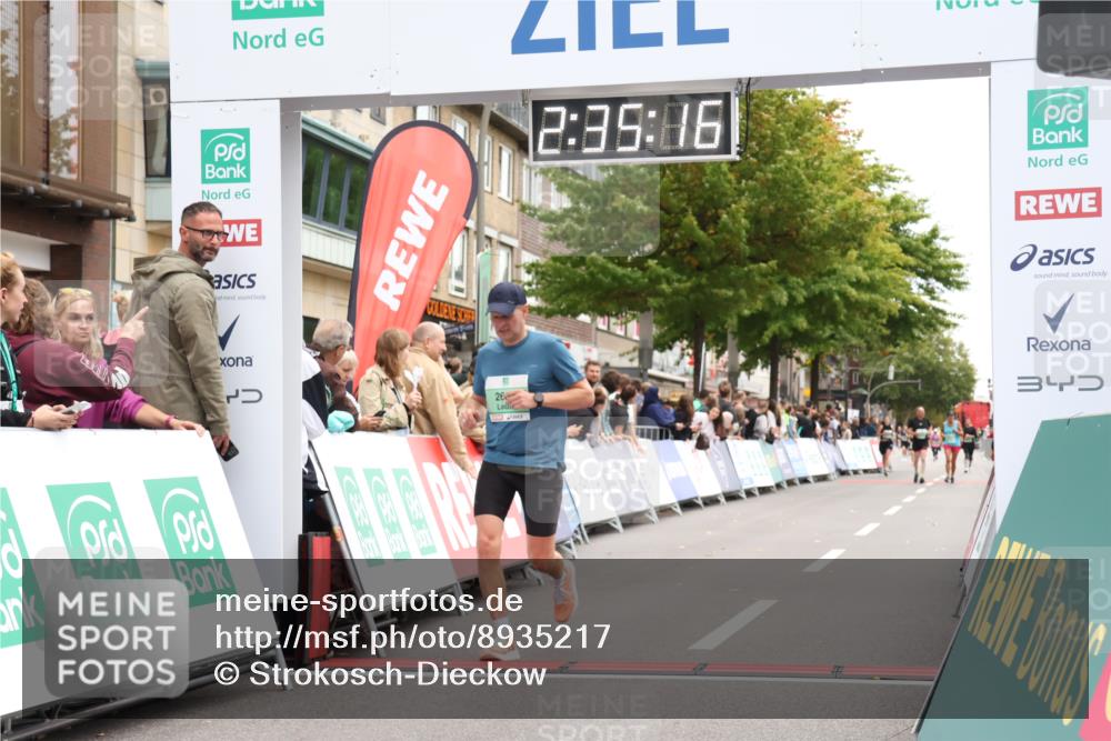 21.09.2025 - PSD Bank Halbmarathon Strokosch-Dieckow http://msf.ph/oto/8935217 21.09.2025 12:34:40 Ziel 1464, 2651, 3435, 3953 meine-sportfotos.de