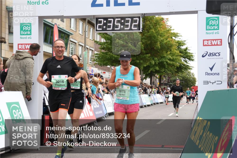 21.09.2025 - PSD Bank Halbmarathon Strokosch-Dieckow http://msf.ph/oto/8935234 21.09.2025 12:34:56 Ziel 1417, 1762, 3216, 3675 meine-sportfotos.de