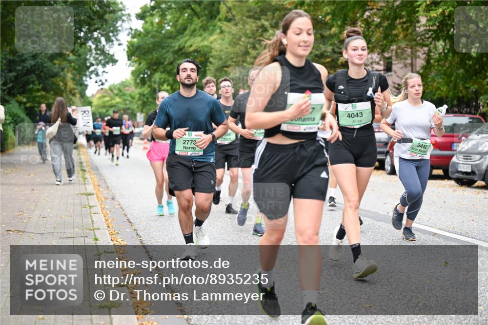 21.09.2025 - PSD Bank Halbmarathon Dr. Thomas Lammeyer http://msf.ph/oto/8935235 21.09.2025 10:58:11 Laufen 2773, 595, 4043, 3442 meine-sportfotos.de