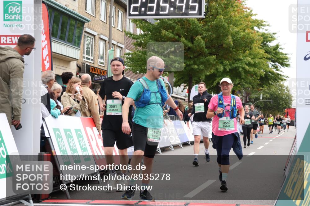 21.09.2025 - PSD Bank Halbmarathon Strokosch-Dieckow http://msf.ph/oto/8935278 21.09.2025 12:35:09 Ziel 1108, 1680, 3167, 3550, 3561, 3802 meine-sportfotos.de