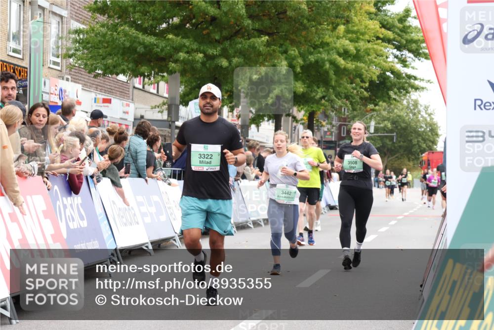 21.09.2025 - PSD Bank Halbmarathon Strokosch-Dieckow http://msf.ph/oto/8935355 21.09.2025 12:35:31 Ziel 1278, 1279, 3322, 3442, 3508, 3883 meine-sportfotos.de
