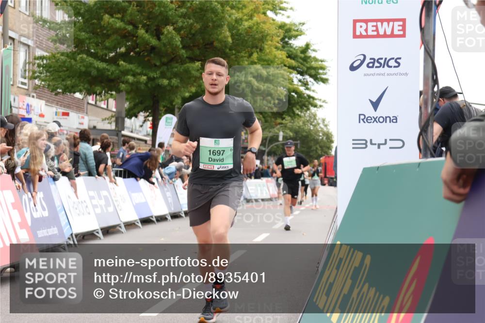 21.09.2025 - PSD Bank Halbmarathon Strokosch-Dieckow http://msf.ph/oto/8935401 21.09.2025 12:35:44 Ziel 1697, 2524, 2647, 3404, 3788 meine-sportfotos.de