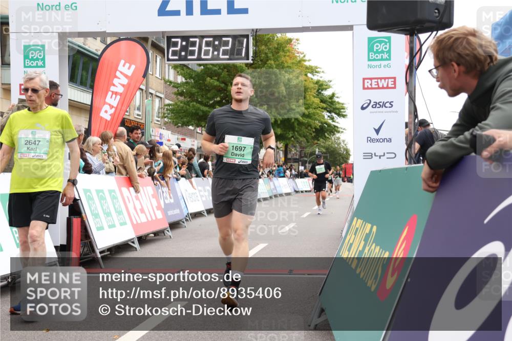 21.09.2025 - PSD Bank Halbmarathon Strokosch-Dieckow http://msf.ph/oto/8935406 21.09.2025 12:35:45 Ziel 1697, 2524, 2647, 3404, 3788 meine-sportfotos.de