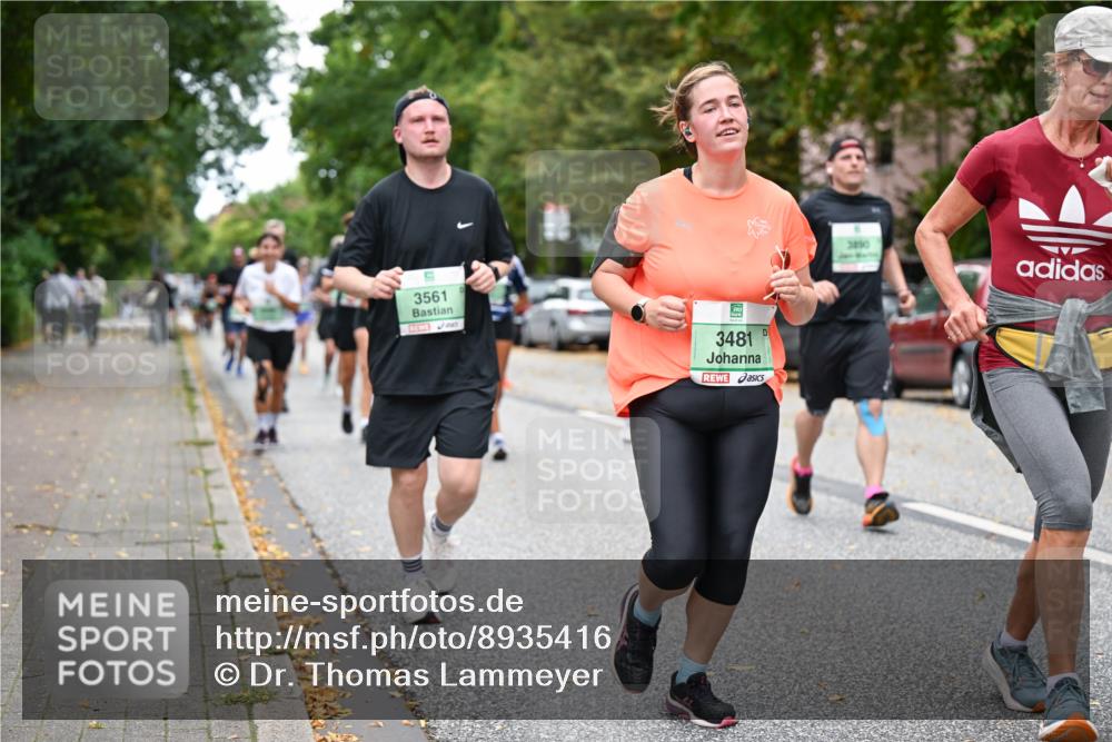 21.09.2025 - PSD Bank Halbmarathon Dr. Thomas Lammeyer http://msf.ph/oto/8935416 21.09.2025 10:58:30 Laufen 3561, 3481, 3890 meine-sportfotos.de