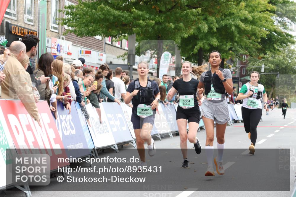 21.09.2025 - PSD Bank Halbmarathon Strokosch-Dieckow http://msf.ph/oto/8935431 21.09.2025 12:35:54 Ziel 3404, 3499, 3502, 3650, 3664 meine-sportfotos.de
