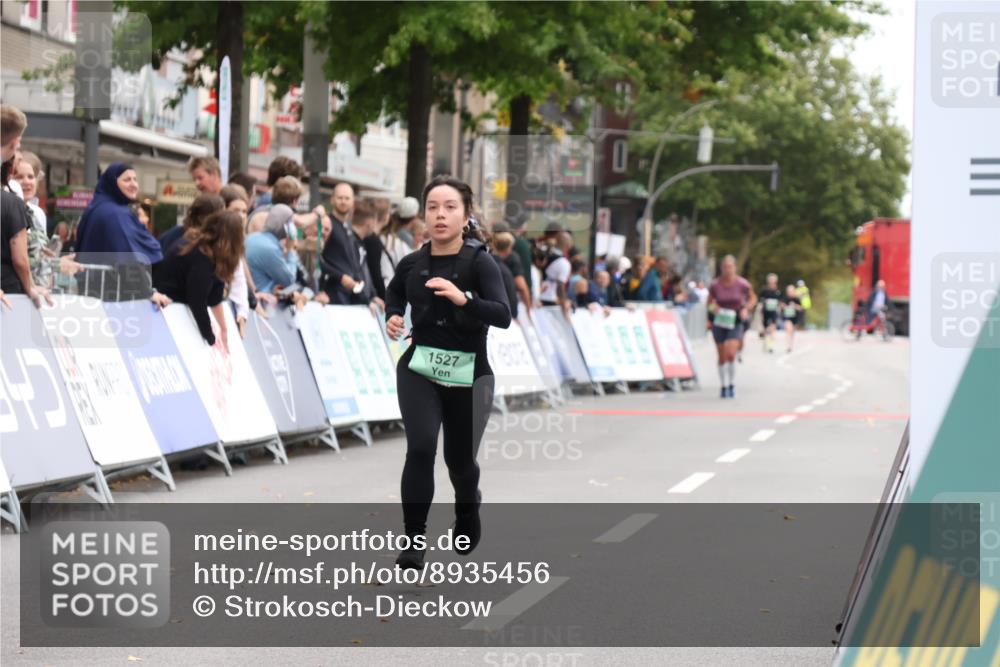 21.09.2025 - PSD Bank Halbmarathon Strokosch-Dieckow http://msf.ph/oto/8935456 21.09.2025 12:36:12 Ziel 1527 meine-sportfotos.de
