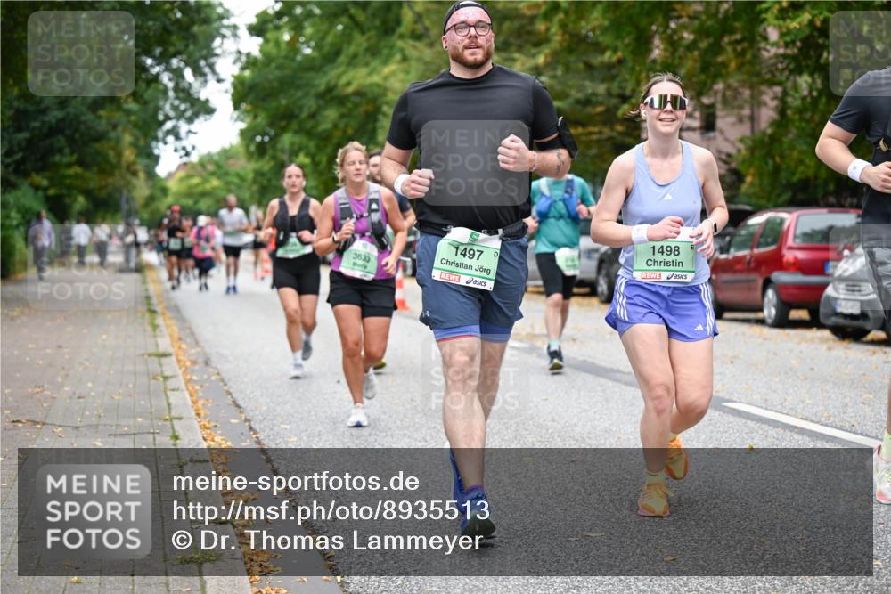 21.09.2025 - PSD Bank Halbmarathon Dr. Thomas Lammeyer http://msf.ph/oto/8935513 21.09.2025 10:58:41 Laufen 1497, 3633, 1498 meine-sportfotos.de