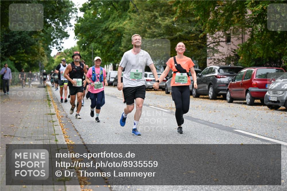 21.09.2025 - PSD Bank Halbmarathon Dr. Thomas Lammeyer http://msf.ph/oto/8935559 21.09.2025 10:58:50 Laufen 880, 3550, 3602, 3724, 4915 meine-sportfotos.de