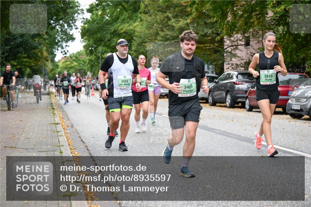 21.09.2025 - PSD Bank Halbmarathon Dr. Thomas Lammeyer http://msf.ph/oto/8935597 21.09.2025 10:58:56 Laufen 3553, 351, 1305, 3405, 2810, 4915 meine-sportfotos.de