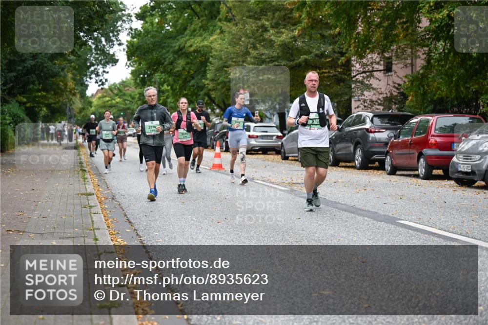 21.09.2025 - PSD Bank Halbmarathon Dr. Thomas Lammeyer http://msf.ph/oto/8935623 21.09.2025 10:59:03 Laufen 3776, 3515, 76, 3754, 14915 meine-sportfotos.de