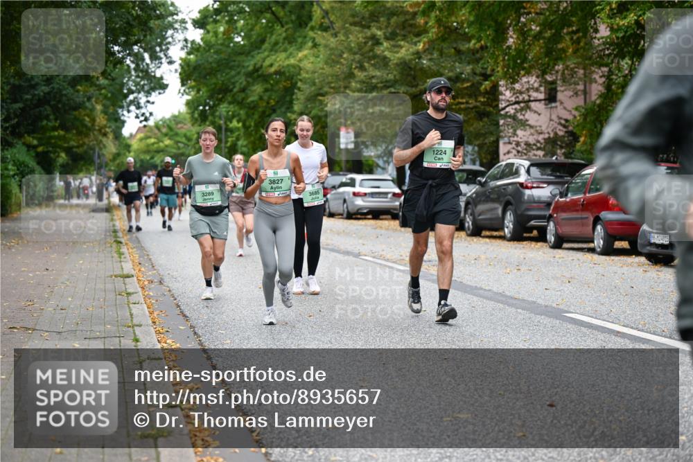 21.09.2025 - PSD Bank Halbmarathon Dr. Thomas Lammeyer http://msf.ph/oto/8935657 21.09.2025 10:59:09 Laufen 3827, 3289, 3685, 1224, 4915 meine-sportfotos.de