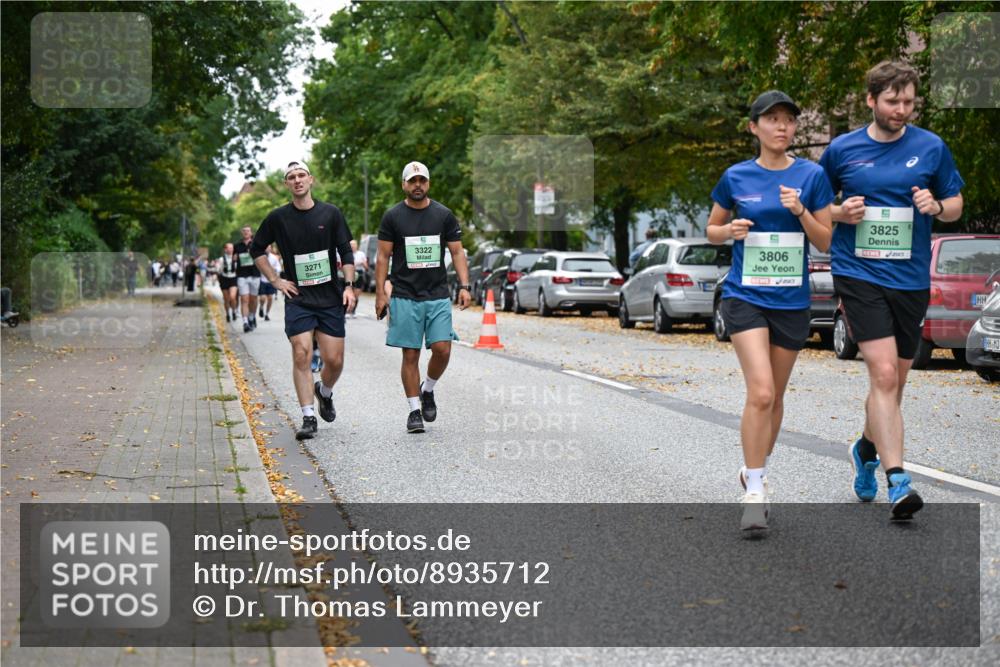 21.09.2025 - PSD Bank Halbmarathon Dr. Thomas Lammeyer http://msf.ph/oto/8935712 21.09.2025 10:59:22 Laufen 3271, 3322, 3806, 3825 meine-sportfotos.de