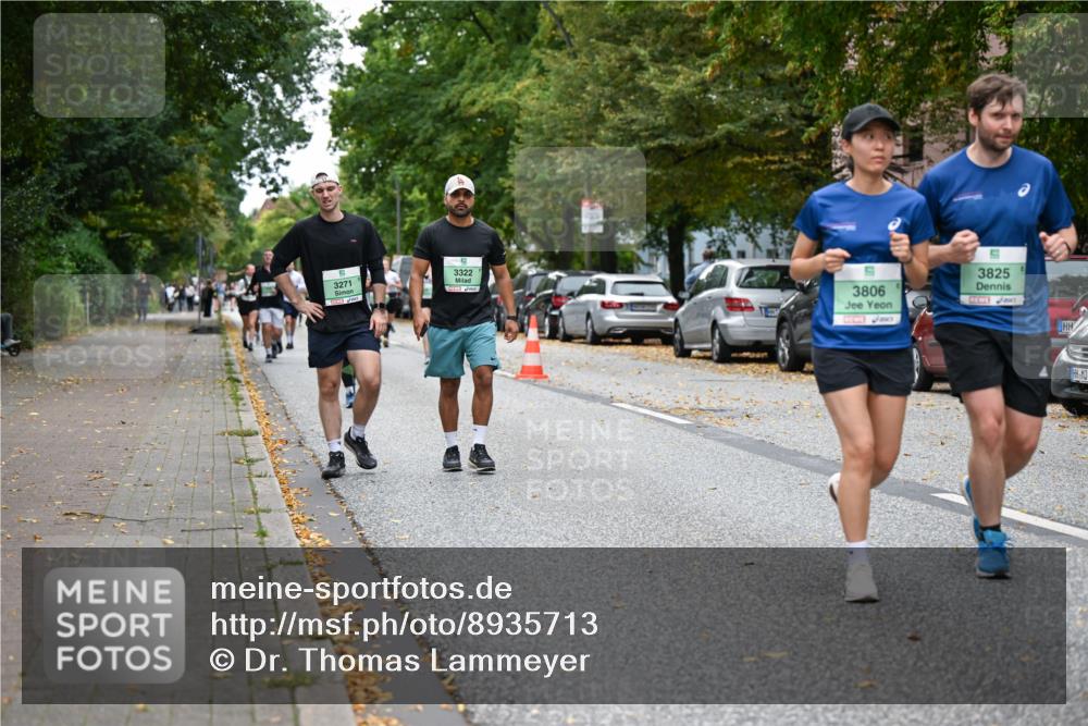 21.09.2025 - PSD Bank Halbmarathon Dr. Thomas Lammeyer http://msf.ph/oto/8935713 21.09.2025 10:59:22 Laufen 3271, 3322, 3806, 3825 meine-sportfotos.de