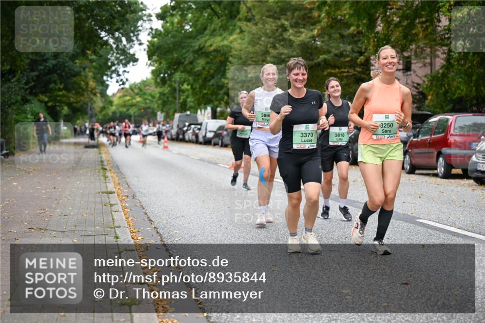 21.09.2025 - PSD Bank Halbmarathon Dr. Thomas Lammeyer http://msf.ph/oto/8935844 21.09.2025 10:59:48 Laufen 386, 3370, 5, 3250, 1, 3818 meine-sportfotos.de