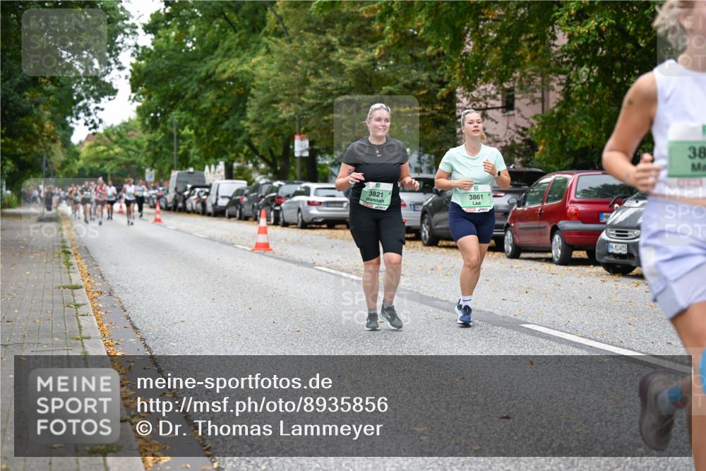 21.09.2025 - PSD Bank Halbmarathon Dr. Thomas Lammeyer http://msf.ph/oto/8935856 21.09.2025 10:59:50 Laufen 3821, 1017, 3861, 4915, 38 meine-sportfotos.de
