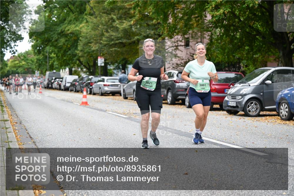 21.09.2025 - PSD Bank Halbmarathon Dr. Thomas Lammeyer http://msf.ph/oto/8935861 21.09.2025 10:59:51 Laufen 3821, 3861 meine-sportfotos.de